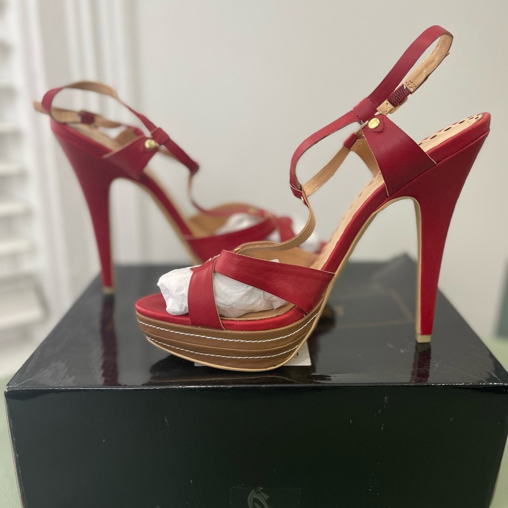 Colin Stuart Red Platform Sandal Heel Size 10
